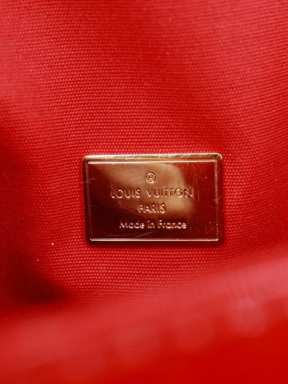 Louis Vuitton  Pasadena Monogram Vernis Leather Shoulder Bag Red